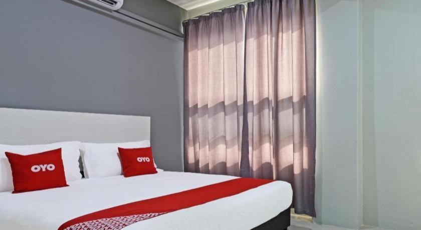 Oyo 90594 Hotel Casalink Paka Exteriér fotografie